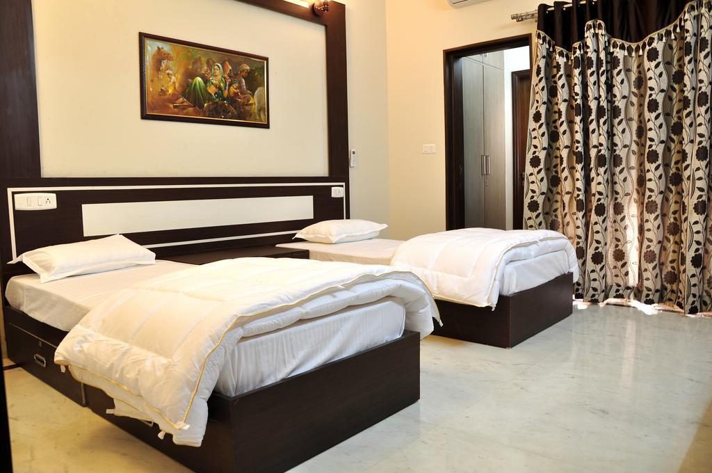 Mohini Home Stay Agra  Extérieur photo