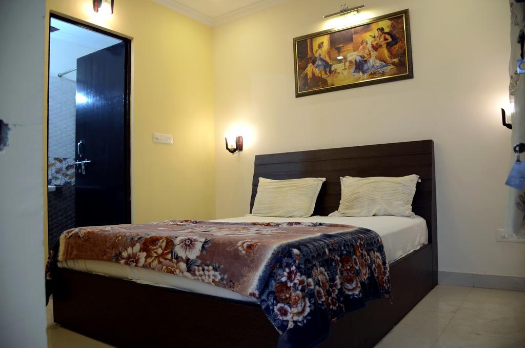 Mohini Home Stay Agra  Extérieur photo